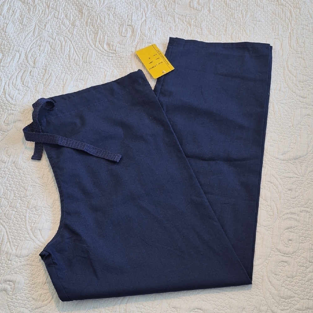 Green Town scrub pants, Small drawstring closure unisex Navy Blue NWT